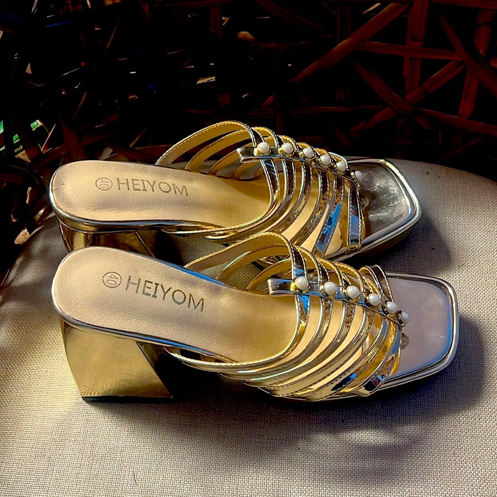 Heiyom Womens Gold Chunky Platform Sandals 40 Unique